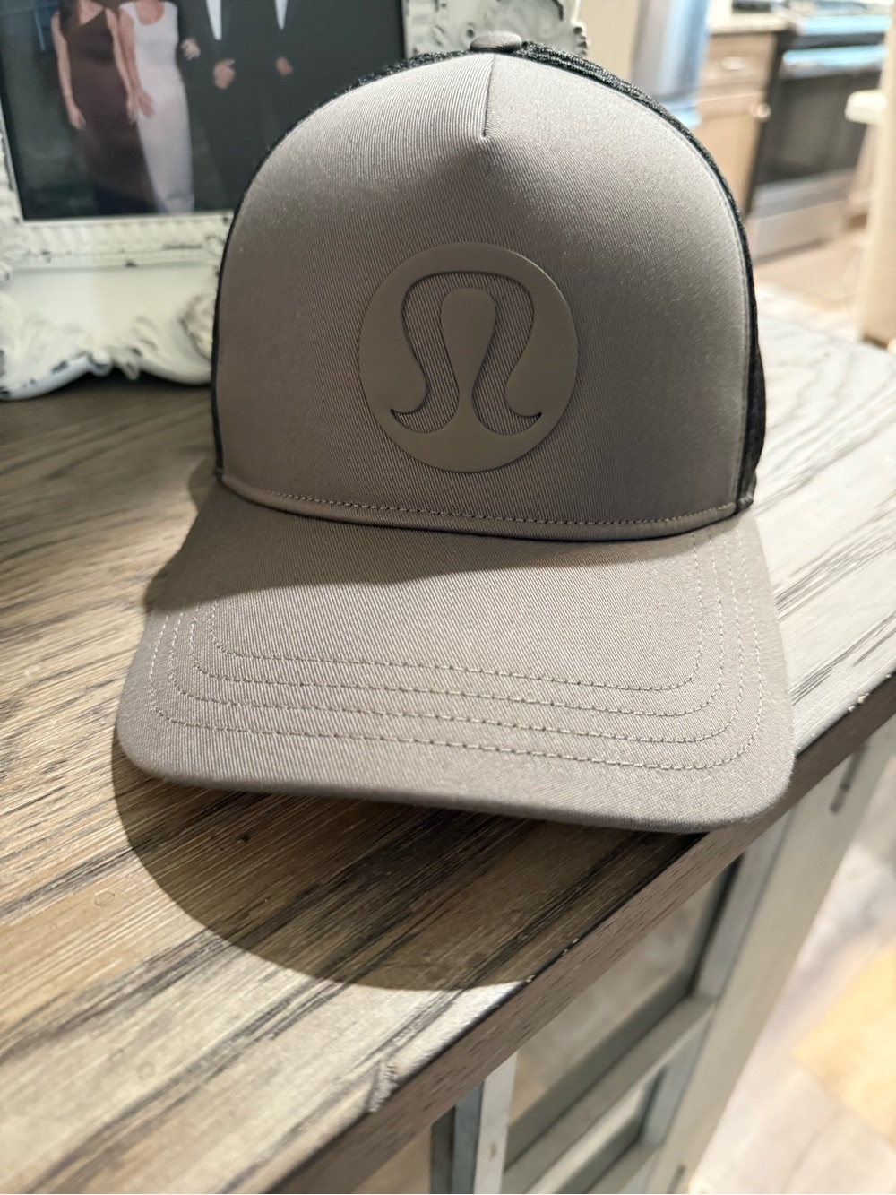 lululemon athletica Trucker Hat in Taupe and Black